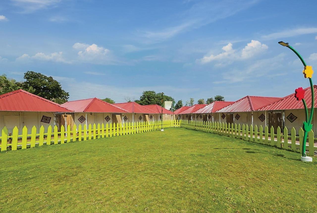Praveg Tent City Narmada, Statue Of Unity Kevadia Kültér fotó